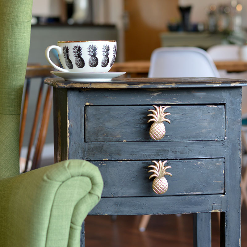 DIY Pineapple Stenciled Table