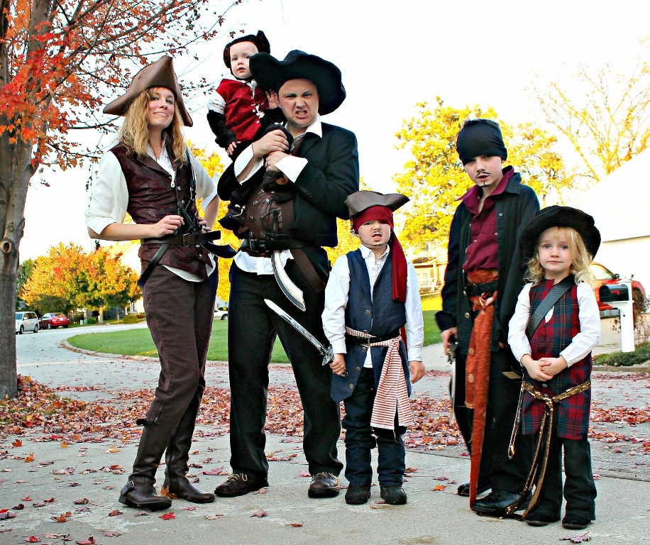 Pirates of the Caribbean Halloween Costumes