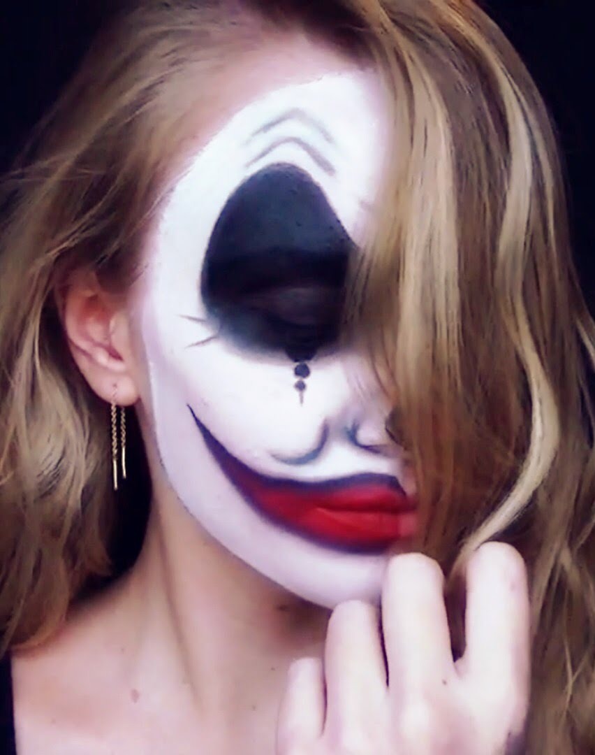 Evil Clown Half Face Halloween Makeup