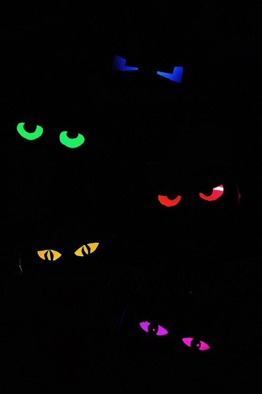 Glowing Eyes Halloween Decoration