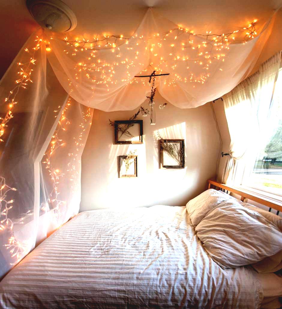 Romantic Christmas Bedroom