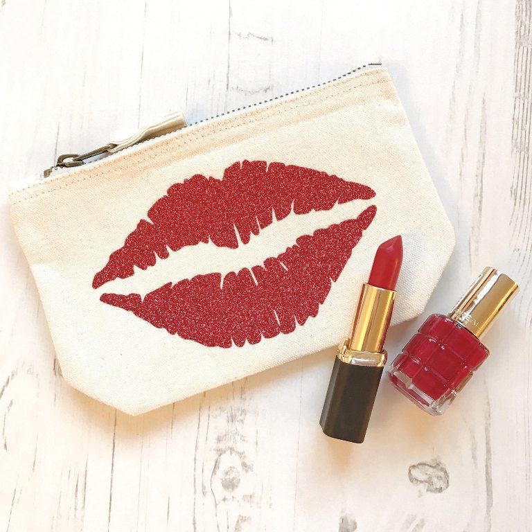 Lips Print Makeup Bag