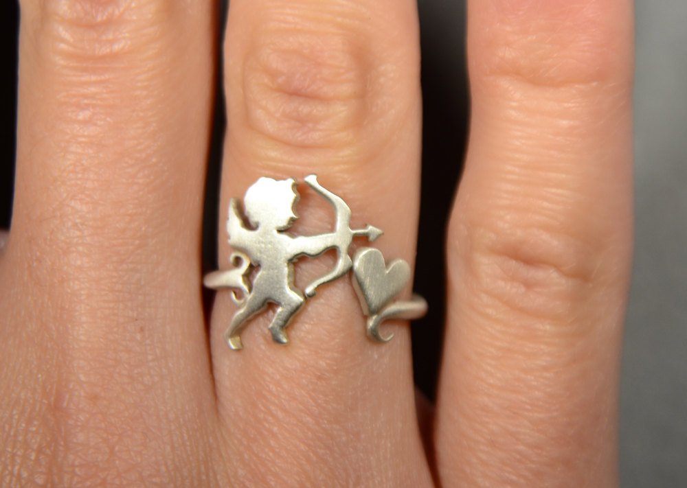 Angel Cupid with bow and arrow ring