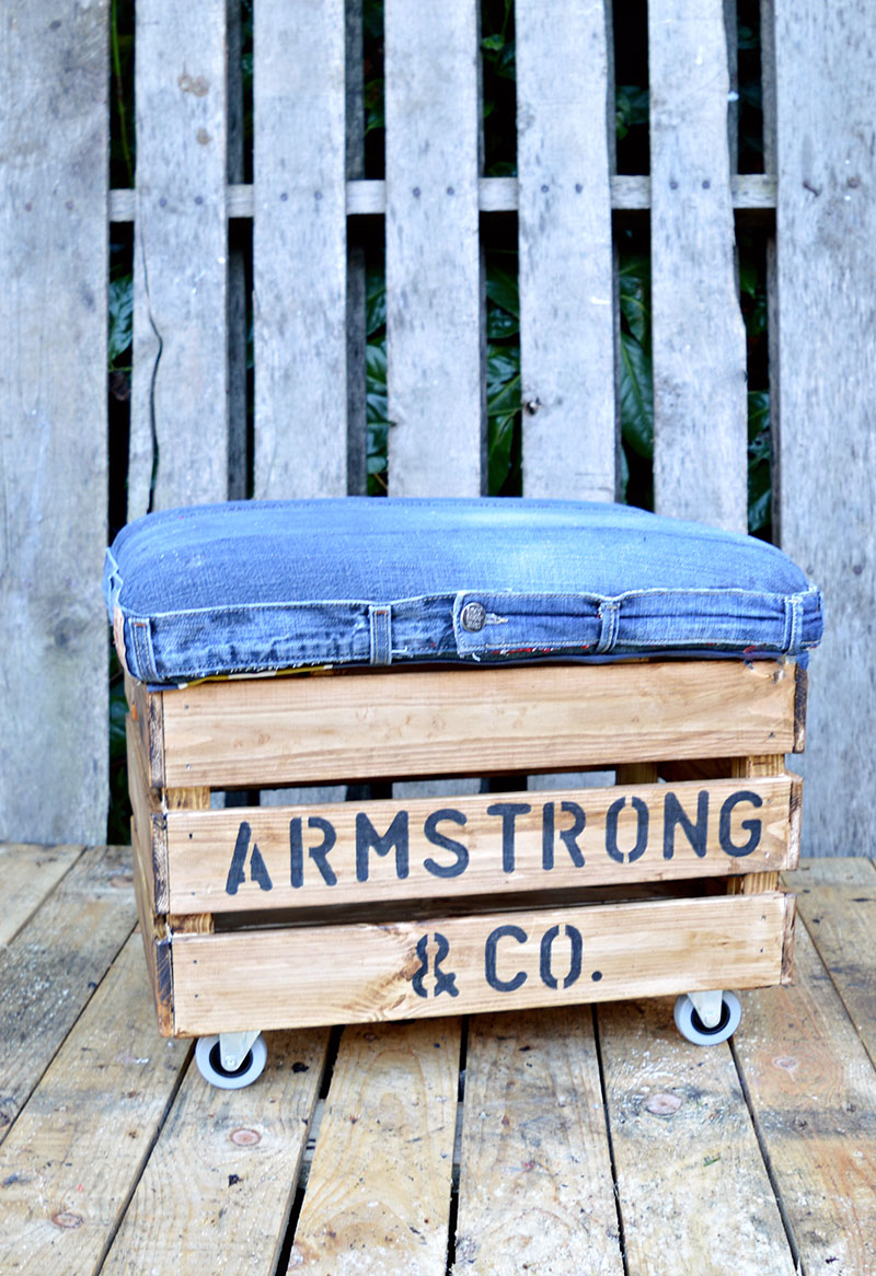 Upcyled DIY Ottoman Using Jeans and Wooden Crate
