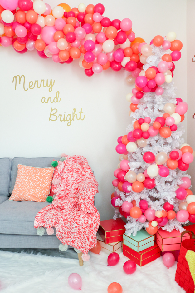 Balloon Arch Christmas Tree