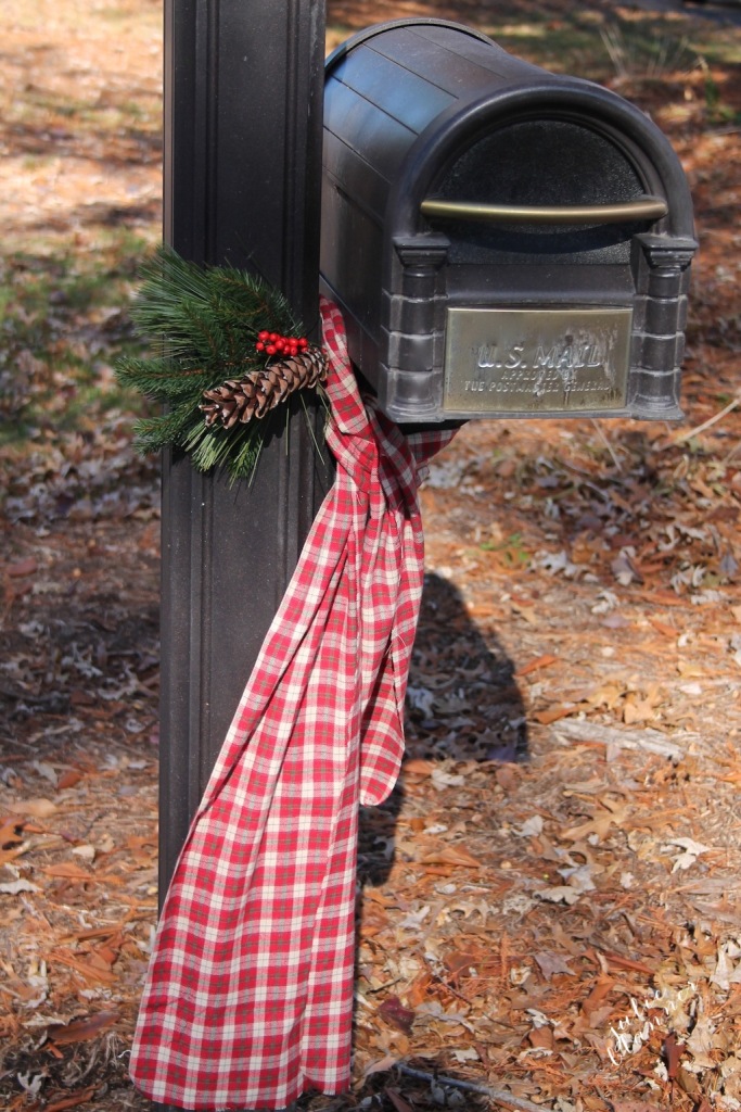 Mailbox Christmas Decorations