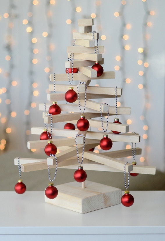 Wooden Tabletop Christmas Tree