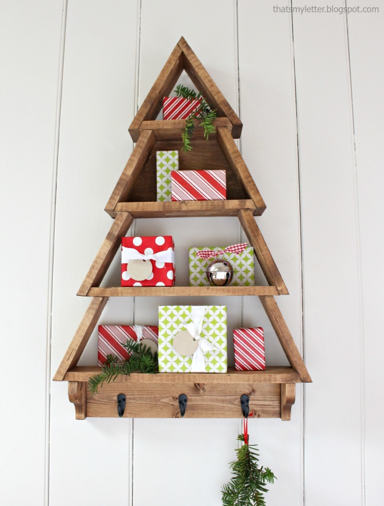 Christmas Tree Wall Shelf