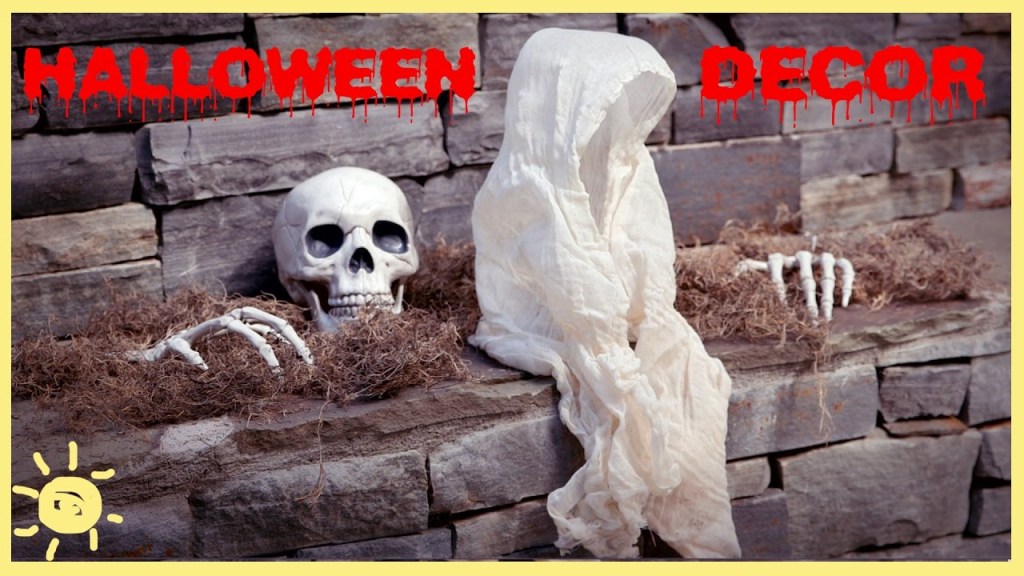 Spooky Halloween Decor
