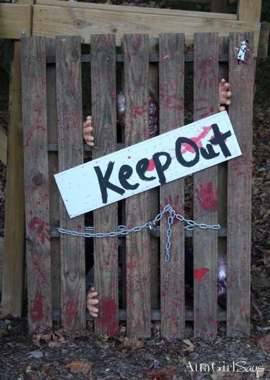 Zombies Keep Out Walking Dead Halloween Decoration