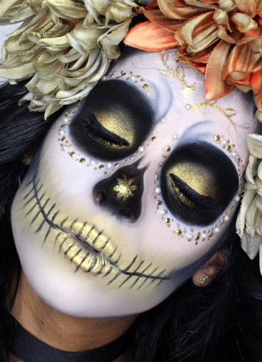 Gold Sugar Skull Halloween Makeup