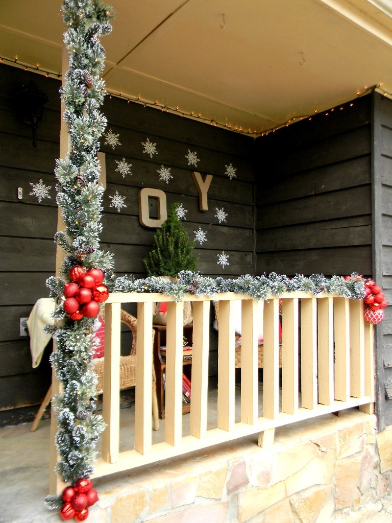 Country Style Porch Decoration