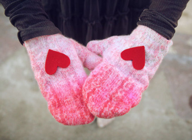Ombre Sweater Mittens