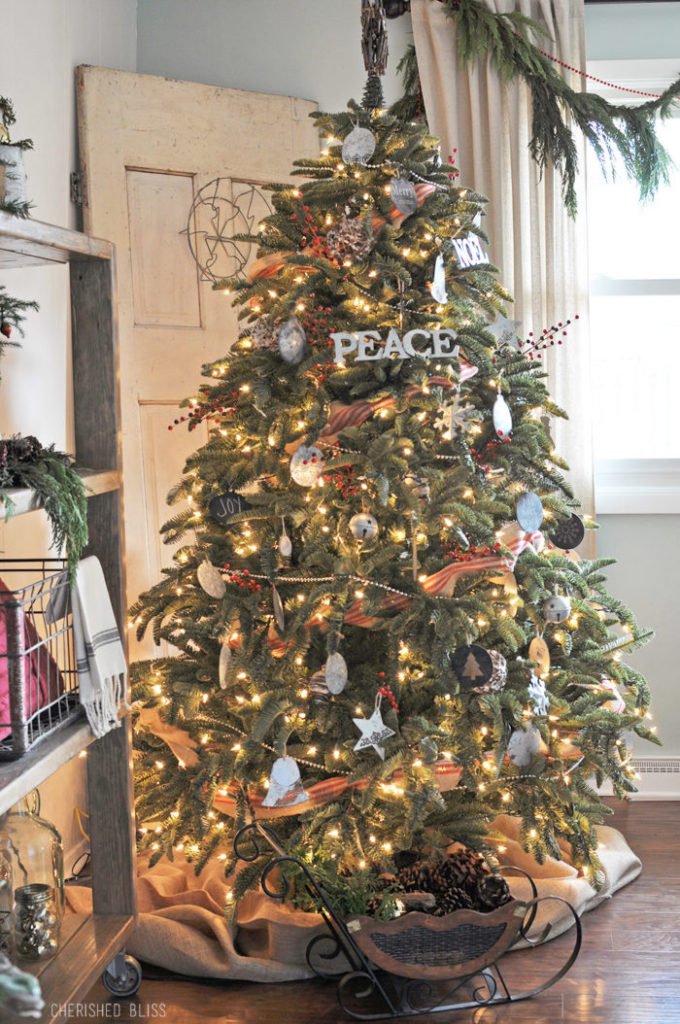 30 Inspiring Christmas Tree Decoration Ideas