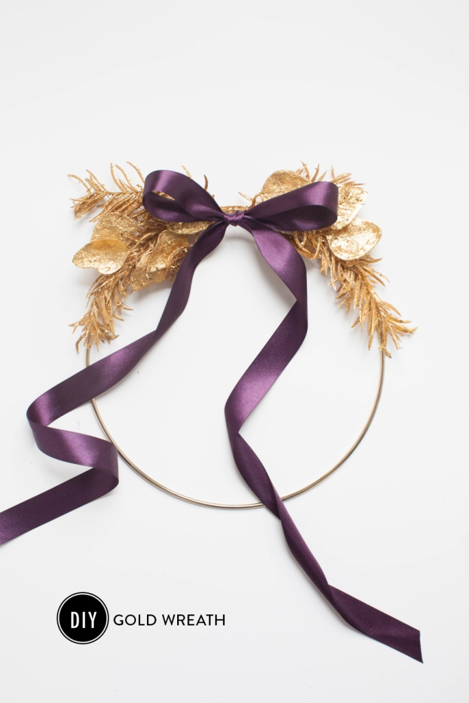 Gold Wreath With Bow