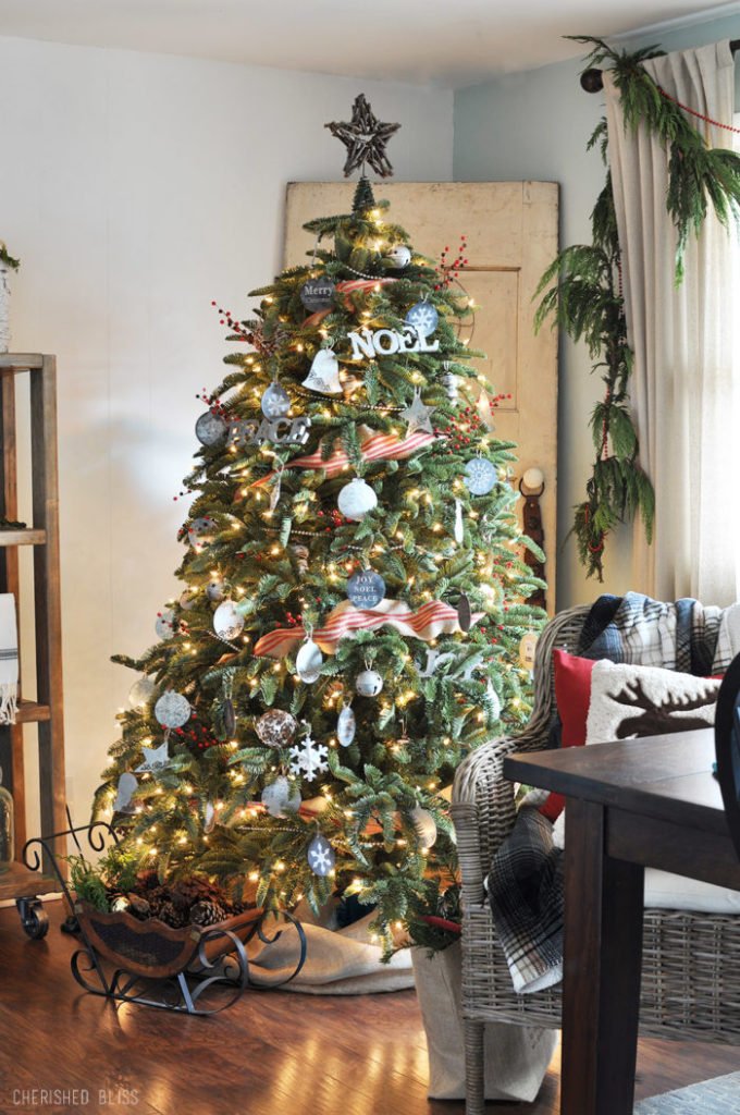 35 Living Room Christmas Decoration Ideas for Beautiful Decor