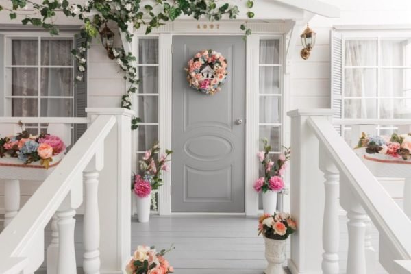 Come On In: 10 DIY Decorations to Make Your Front Porch Fun and Inviting