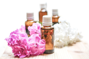 How to Make Your Own Essential Oil Blends