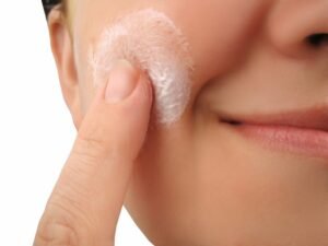 The Main Benefits and Uses of Retin a Cream