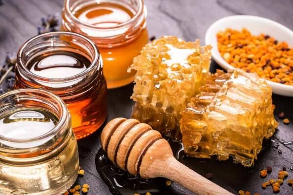 7 Reasons Why You Should Use Honey as Part of Your Diet