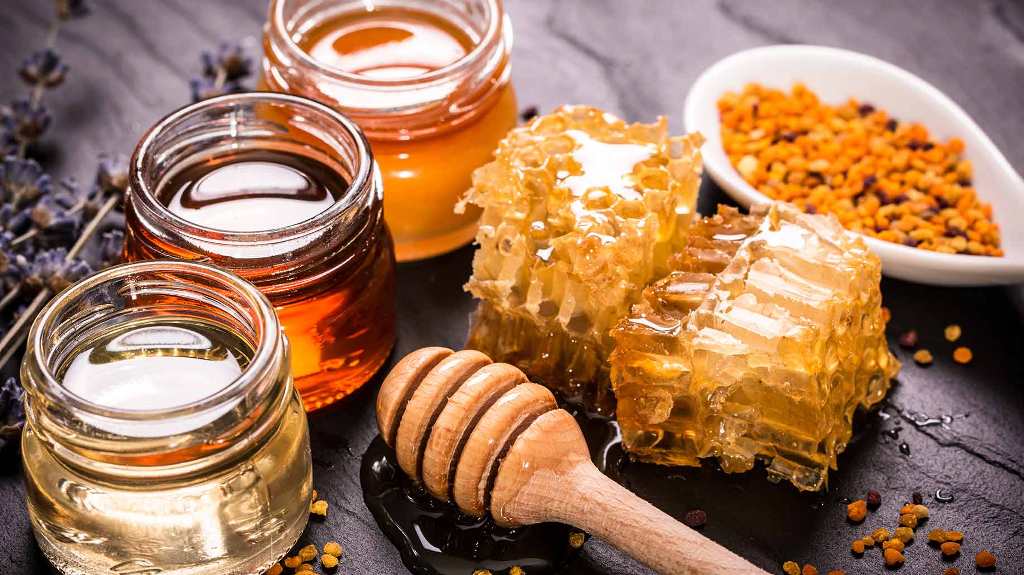 7-reasons-why-you-should-use-honey-as-part-of-your-diet-a-diy-projects
