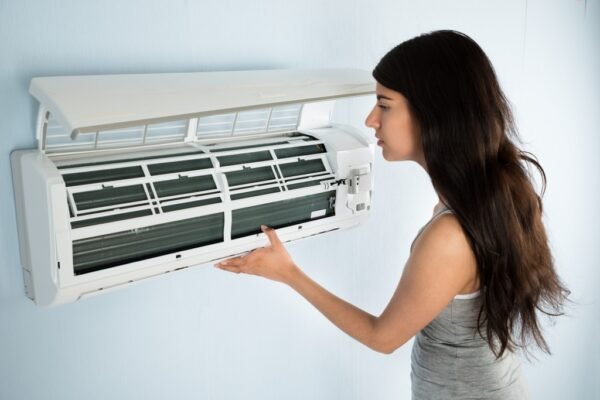 Common Arising Problems in Air Conditioning