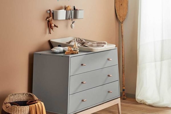 Best Changing Tables – Top Brands That Offer Quality Changing Tables