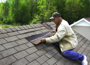 Are You Looking for Asphalt Roof Repairs? Don’t Ignore These 7 Signs!